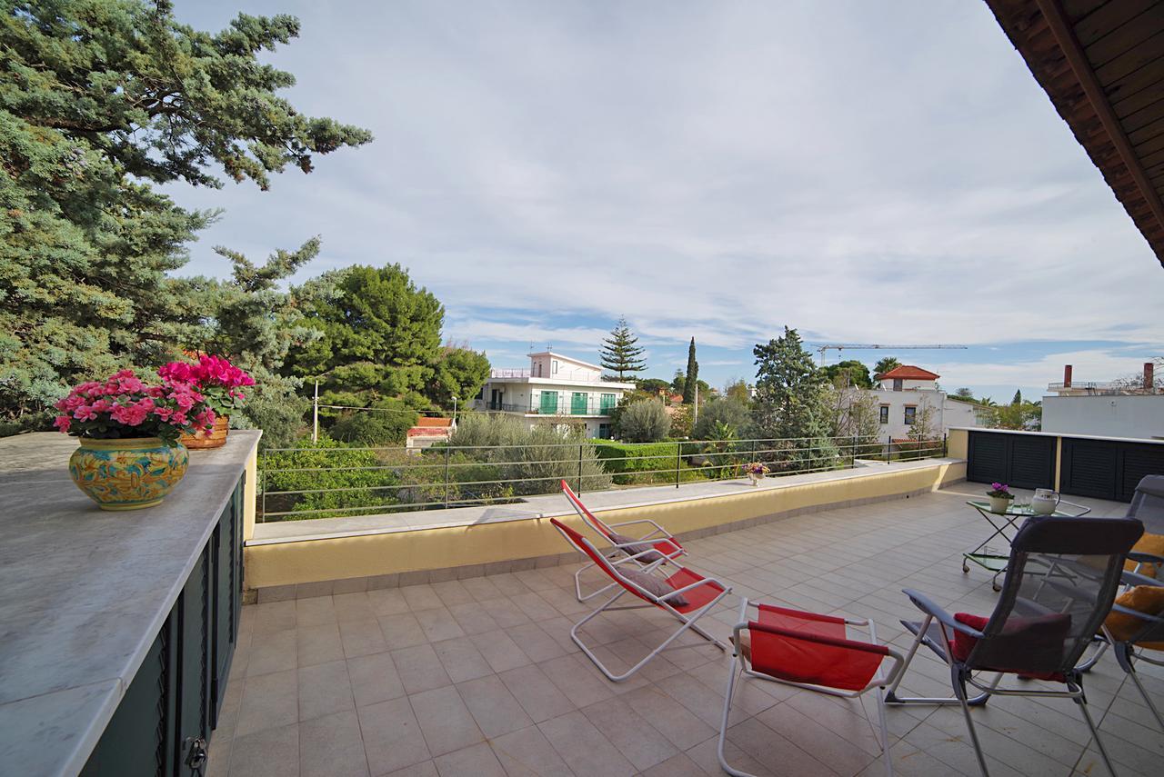 Villa Flores A Mondello By Wonderful Italy Bagian luar foto